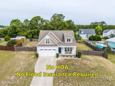 116 Dogwood Ln, Hampstead, NC 28443