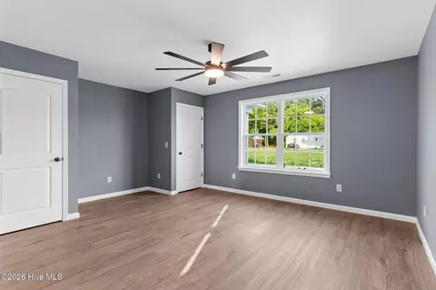 Bedroom - 216 Hc Powers Rd, Wallace, NC 28466 photo 2 of 6