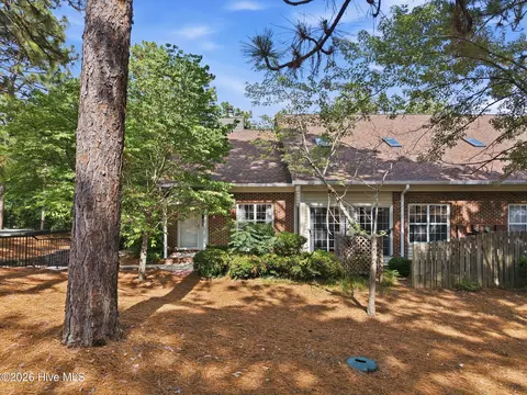13 Pinehurst Manor Rd #A, Pinehurst, NC 28374