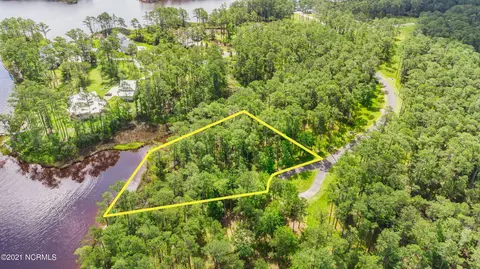 164 Broadview Pt, Oriental, NC 28571