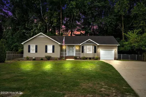 226 Glenwood Trl, Goldsboro, NC 27534