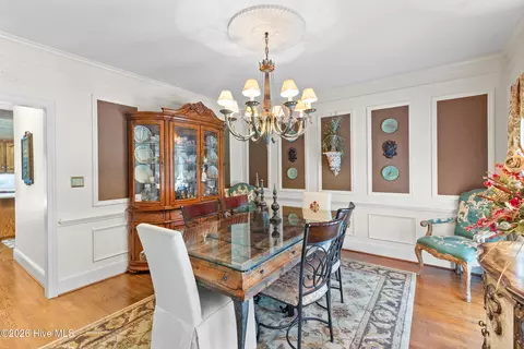Dining - 3287 Surrey Rd, Thomson, GA 30824 photo 1 of 4
