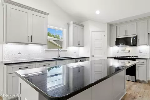 Kitchen - lot1 B Spencer Merritt, Rose Hill, NC 28458 photo 2 of 8