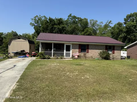 122 Hampton Dr, Castle Hayne, NC 28429