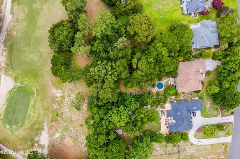 View/Area - 427 Lakeview Dr, Hampstead, NC 28443 photo 4 of 16