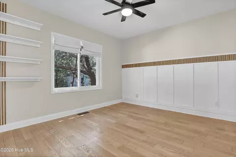 Bedroom - 427 Lakeview Dr, Hampstead, NC 28443 photo 1 of 2