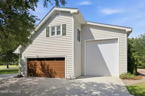 Other - 121 Harbour Dr, Hubert, NC 28539 photo 1 of 13