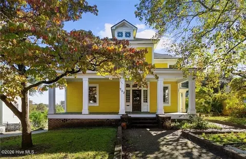 713 Hay St, Fayetteville, NC 28301
