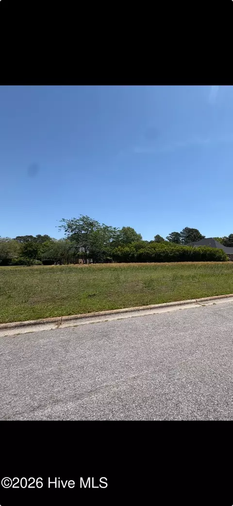 4235 Dale Dr, Farmville, NC 27828