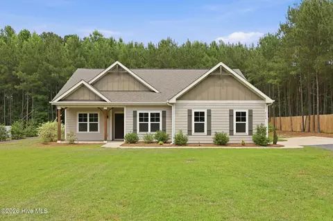 2175 Niagara Carthage Rd, Carthage, NC 28327