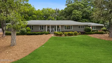 3805 Ivy Ln NE, Atlanta, GA 30342