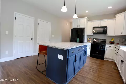 Kitchen - 5 Birdie Ct, Jackson Springs, NC 27281 photo 4 of 4