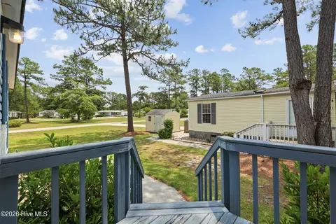 605 Outrigger Ct, Hampstead, NC 28443 photo 5
