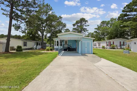 605 Outrigger Ct, Hampstead, NC 28443 photo 3