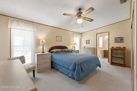 605 Outrigger Ct, Hampstead, NC 28443 photo 19