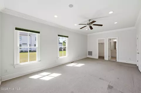 Bedroom - 807 E Front St, New Bern, NC 28560 photo 1 of 8