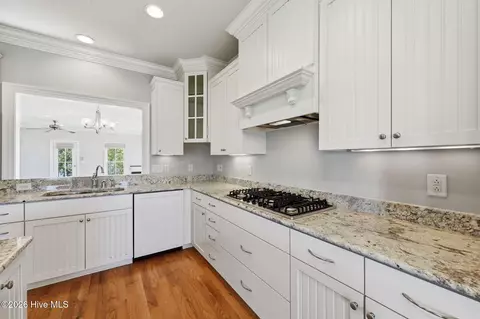 Kitchen - 807 E Front St, New Bern, NC 28560 photo 6 of 6