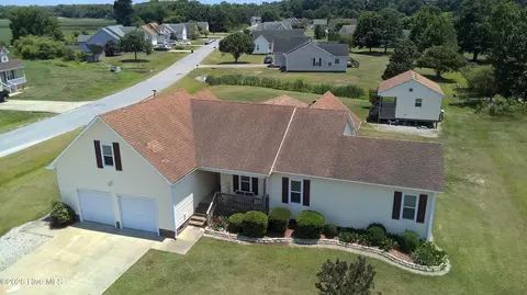 576 Ludford Rd, Elizabeth City, NC 27909