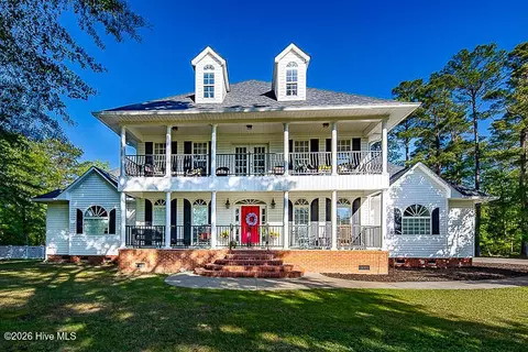 140 Webster Ln, Vanceboro, NC 28586