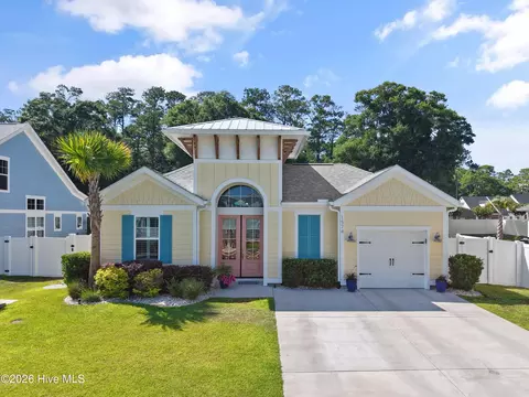 1574 Harbour Place Dr, Calabash, NC 28467