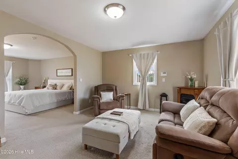 Bedroom - 185 Lunsford Rd, Murphy, NC 28906 photo 9 of 18