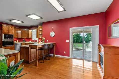 Kitchen - 185 Lunsford Rd, Murphy, NC 28906 photo 7 of 7
