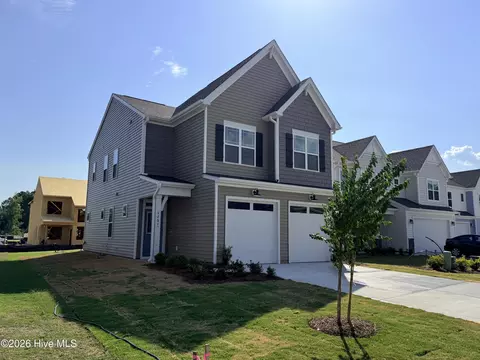 1261 Newbold Dr NE, Navassa, NC 28451