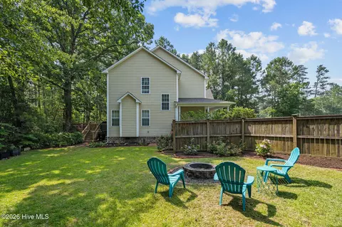 Exterior - 127 Headwaters Dr, Hampstead, NC 28443 photo 11 of 17