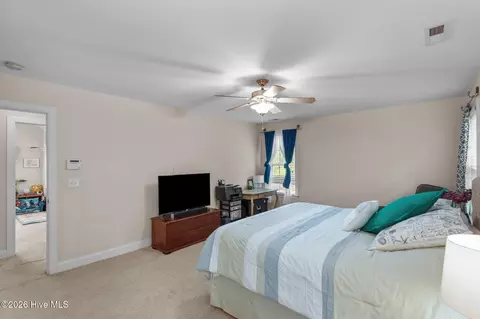 Bedroom - 127 Headwaters Dr, Hampstead, NC 28443 photo 3 of 9
