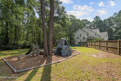 Exterior - 127 Headwaters Dr, Hampstead, NC 28443 photo 15 of 17