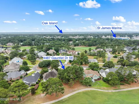 4387 Gauntlet Dr SE, Southport, NC 28461