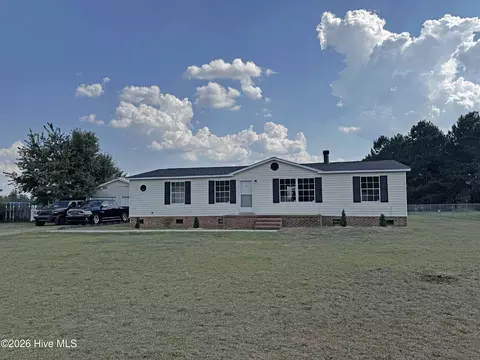 4768 Lobelia Rd, Vass, NC 28394