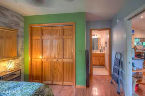 Bedroom - 365 Roberson Rd, Murphy, NC 28906 photo 2 of 6