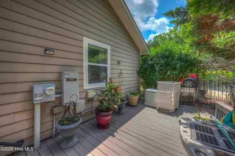Exterior - 365 Roberson Rd, Murphy, NC 28906 photo 9 of 30