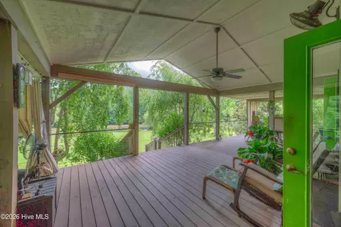 Exterior - 365 Roberson Rd, Murphy, NC 28906 photo 2 of 30