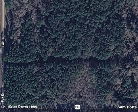 4089 Sam Potts Hwy, Hallsboro, NC 28442