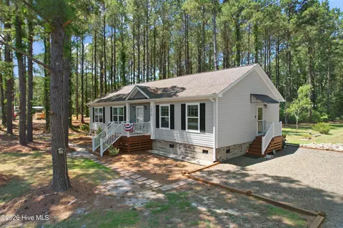 Exterior - 1879 Stanley Rd SW, Supply, NC 28462 photo 1 of 11