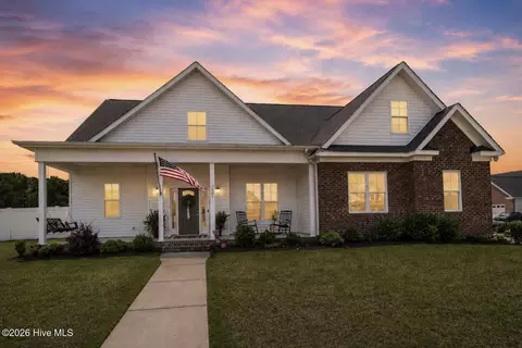 3401 Brayden Ct, Greenville, NC 27834