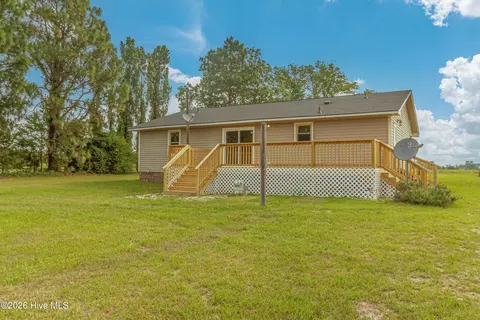 Exterior - 358 White Flash Rd, Mount Olive, NC 28365 photo 2 of 4