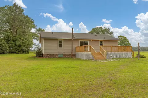 Exterior - 358 White Flash Rd, Mount Olive, NC 28365 photo 3 of 4
