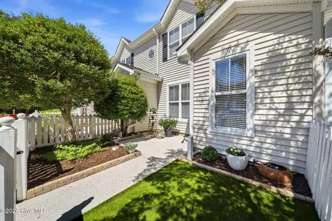 5813 Wrightsville Ave #171, Wilmington, NC 28403