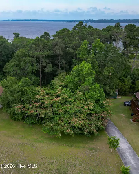 131 Deepwater Dr, Stella, NC 28582 photo 2