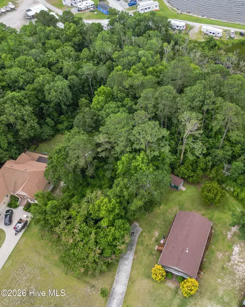 131 Deepwater Dr, Stella, NC 28582 photo 3