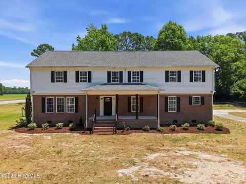 2857 Branchwood Dr, Kinston, NC 28504