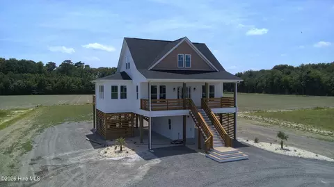 514 Harvest Point Rd, Elizabeth City, NC 27909