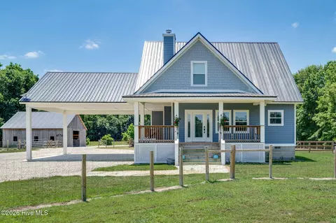 424 Jimmy Tate Williams Rd, Beulaville, NC 28518
