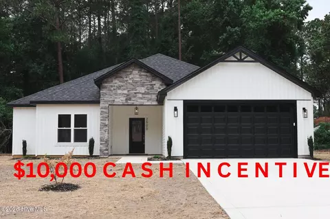 2500 Brookhaven Dr, Kinston, NC 28504
