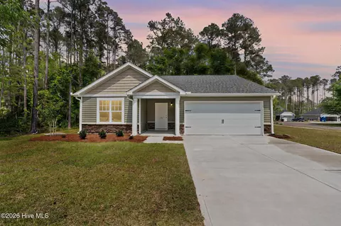 2573 Provence Dr SE, Bolivia, NC 28422