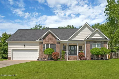 2466 Westminster Dr, Winterville, NC 28590