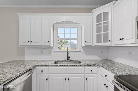 Kitchen - 616 Cornerstone Pl, Evans, GA 30809 photo 4 of 4